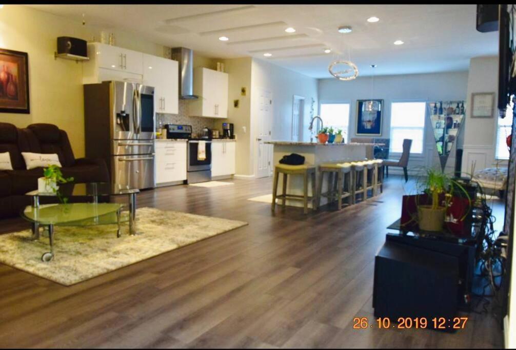 Вилла New Modern House?A Mins To Hwy I-85, 316 Лоренсвилл Экстерьер фото
